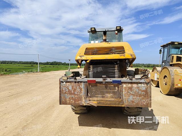 整机右后45°(设备外观及核心部件) 整机右后45°(设备外观及核心部件)