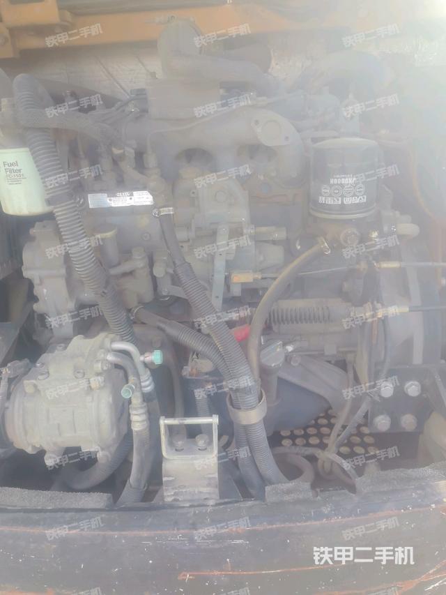 發(fā)動機室(上車部件) 發(fā)動機室(上車部件)