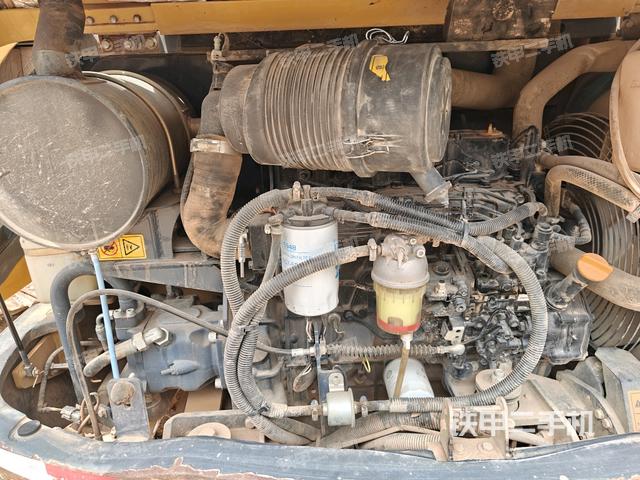 發(fā)動機(jī)室（上車部件）