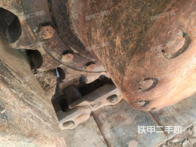 右側(cè)行走馬達(dá)蓋板(行走機(jī)構(gòu)) 右側(cè)行走馬達(dá)蓋板(行走機(jī)構(gòu))