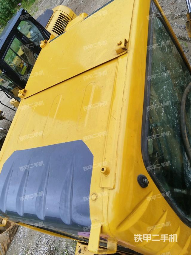 駕駛室頂部俯視(上車部件) 駕駛室頂部俯視(上車部件)