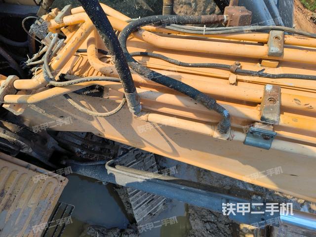 鏟斗45度(工作和回轉(zhuǎn)裝置) 鏟斗45度(工作和回轉(zhuǎn)裝置)