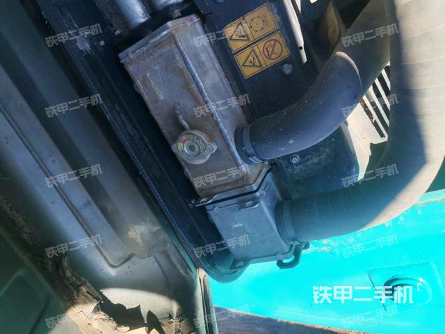 水箱+风扇特写(上车部件) 水箱+风扇特写(上车部件)