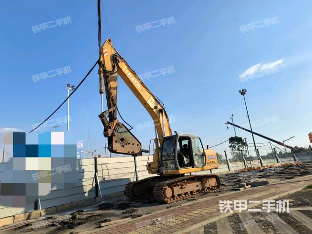 加藤HD820V挖掘機(jī)