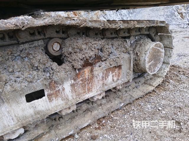 左側(cè)行走馬達(dá)蓋板(行走機(jī)構(gòu)) 左側(cè)行走馬達(dá)蓋板(行走機(jī)構(gòu))