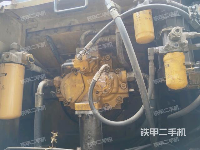 液壓泵室(大件艙室) 液壓泵室(大件艙室)