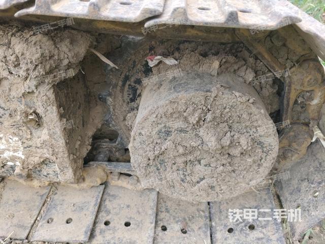 右驱动轮(行走机构) 右驱动轮(行走机构)