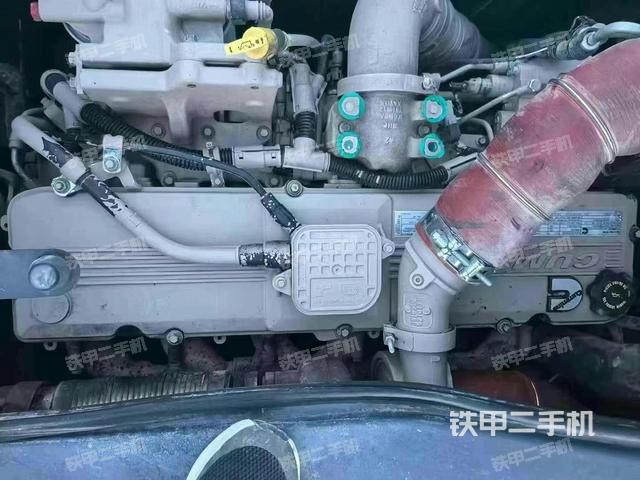 發(fā)動機整體俯視(整機外觀) 發(fā)動機整體俯視(整機外觀)
