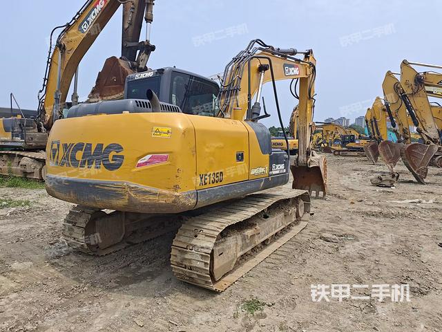 整机右后45°(整机外观) 整机右后45°(整机外观)
