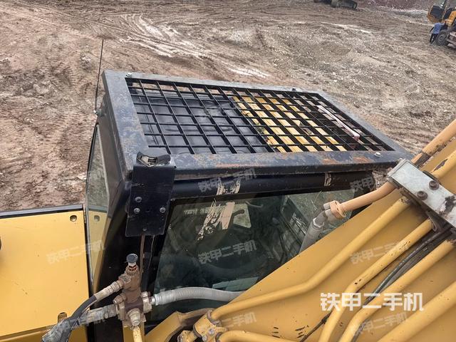 駕駛室頂部俯視(上車部件) 駕駛室頂部俯視(上車部件)