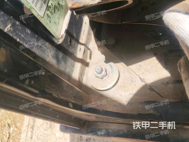 右側(cè)玻璃角標(biāo)(駕駛室部分) 右側(cè)玻璃角標(biāo)(駕駛室部分)