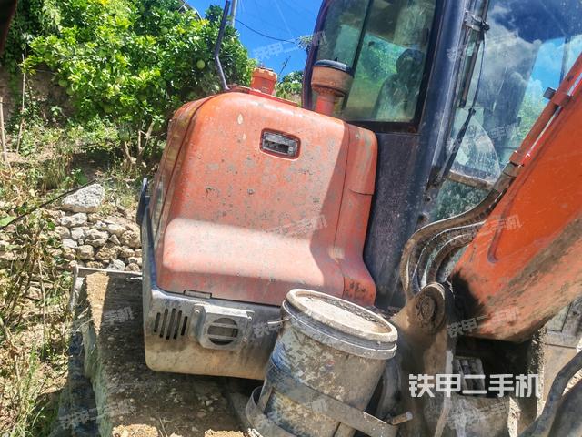 右前45(整機(jī)外觀) 右前45(整機(jī)外觀)