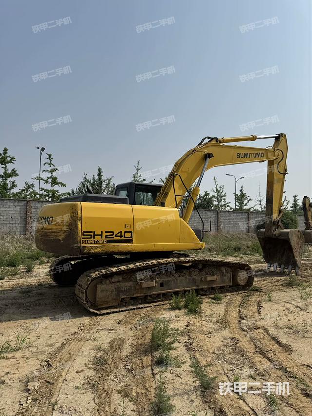 整機(jī)右后45°(整機(jī)外觀) 整機(jī)右后45°(整機(jī)外觀)