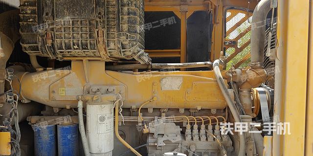 發(fā)動機(jī)左側(cè)(整機(jī)外觀及大件) 發(fā)動機(jī)左側(cè)(整機(jī)外觀及大件)
