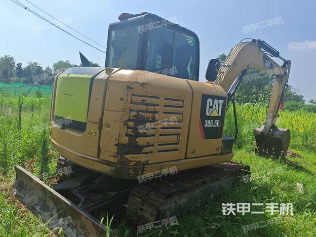 整機(jī)右后45°(整機(jī)外觀) 整機(jī)右后45°(整機(jī)外觀)