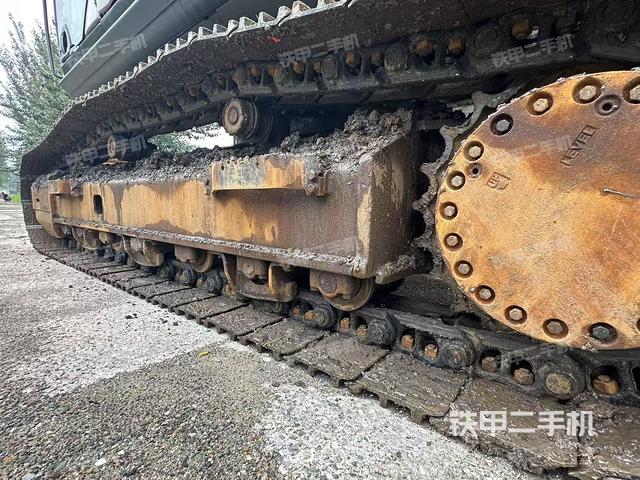 单侧履带整体（整机外观）