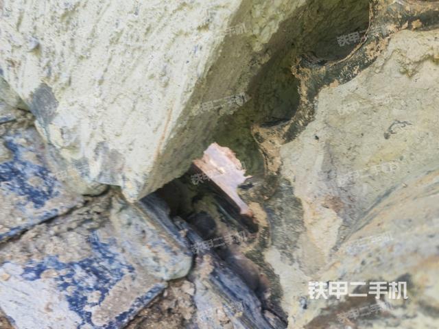 左托鏈輪和鏈筋(行走機(jī)構(gòu)) 左托鏈輪和鏈筋(行走機(jī)構(gòu))