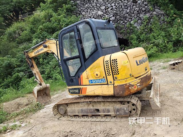 柳工CLG9055E挖掘机