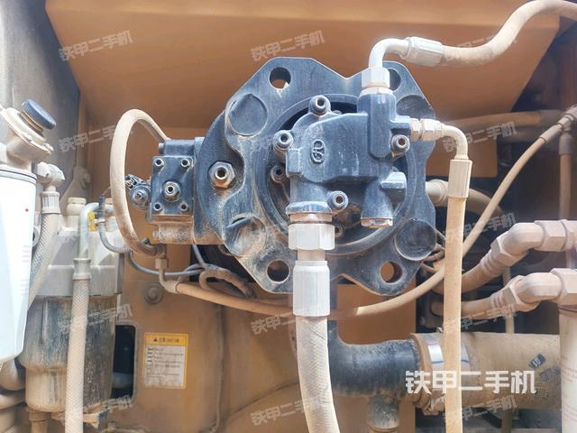 液压泵斜45 左(大件舱室) 液压泵斜45 左(大件舱室)