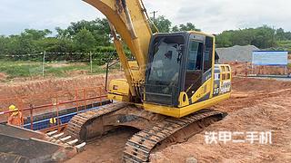 小松HB205-2挖掘机实拍图片