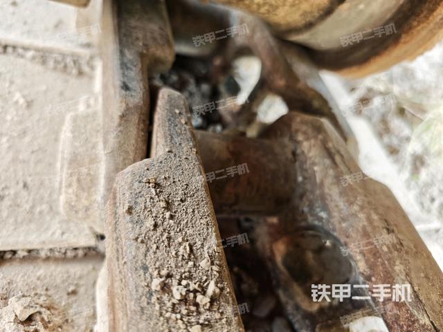 左托鏈輪和鏈筋(行走機(jī)構(gòu)) 左托鏈輪和鏈筋(行走機(jī)構(gòu))