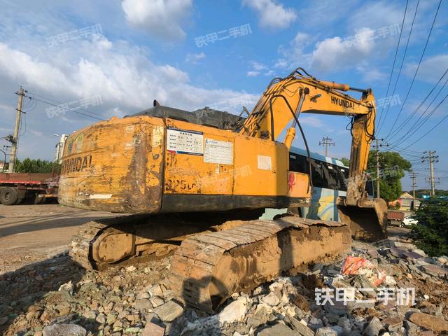 右后45(整機(jī)外觀) 右后45(整機(jī)外觀)