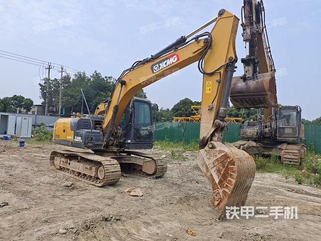 徐工XE135D挖掘机