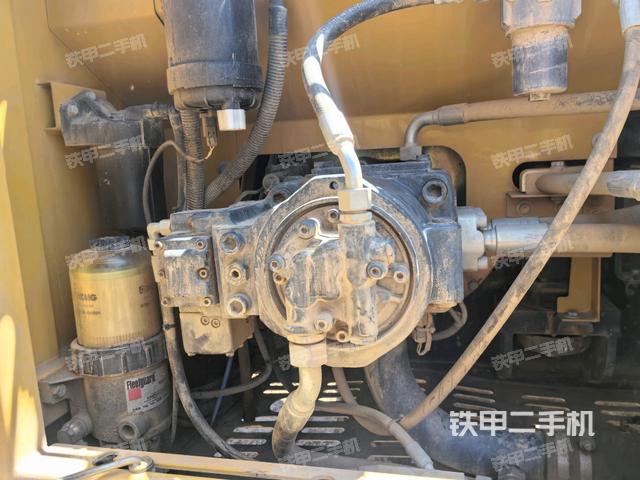 液压泵斜45 左(大件舱室) 液压泵斜45 左(大件舱室)