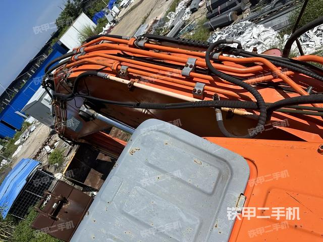 大臂背部俯視（工作和回轉裝置）