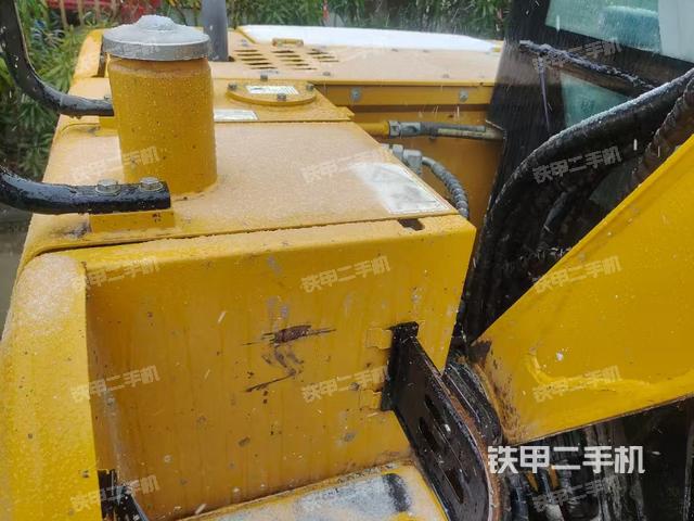 单侧履带整体（整机外观）