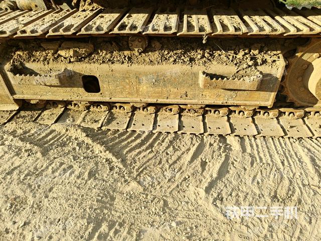 右導(dǎo)向輪（行走機(jī)構(gòu)）