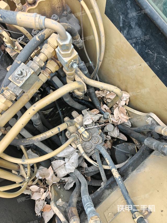 散熱器室(大件艙室) 散熱器室(大件艙室)
