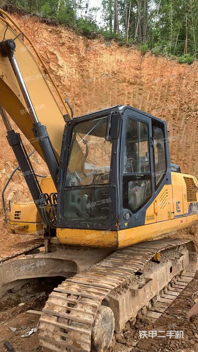 柳工CLG920E挖掘机