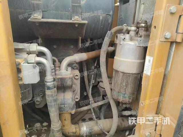 驾驶室整体（整机外观）