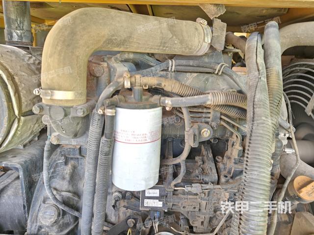 發(fā)動(dòng)機(jī)室（上車部件）