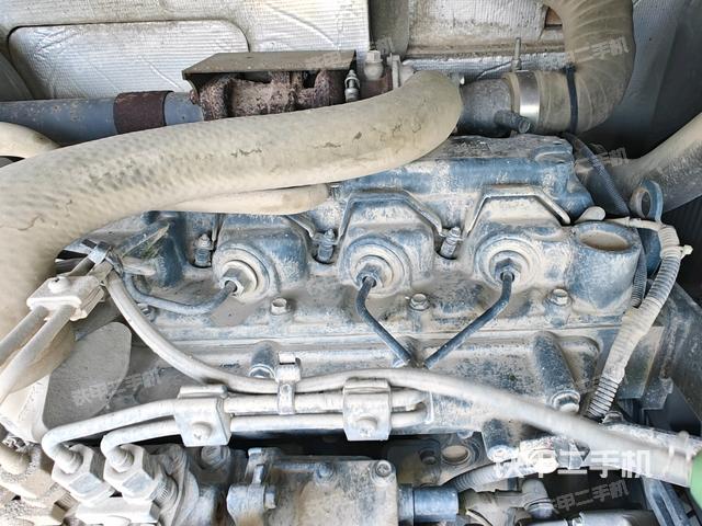 發(fā)動機(jī)室(上車部件) 發(fā)動機(jī)室(上車部件)