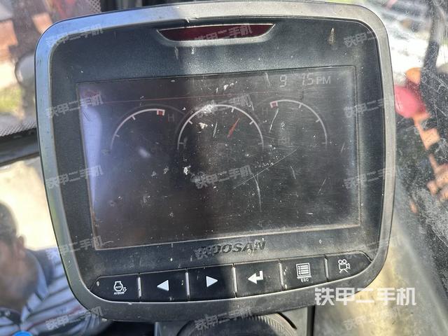 顯示屏?（駕駛室部分）