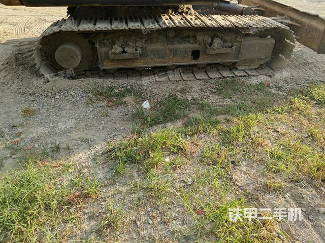 左側(cè)履帶整體?（行走機(jī)構(gòu)）