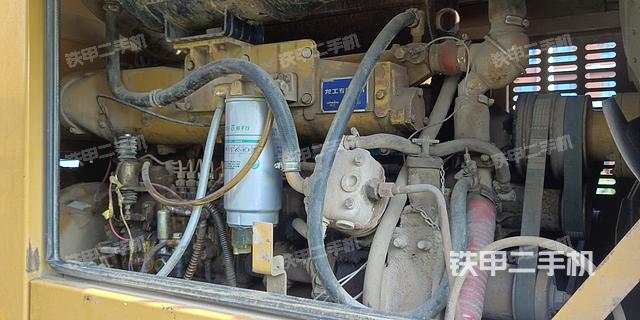 發(fā)動(dòng)機(jī)左側(cè)(整機(jī)外觀及大件) 發(fā)動(dòng)機(jī)左側(cè)(整機(jī)外觀及大件)