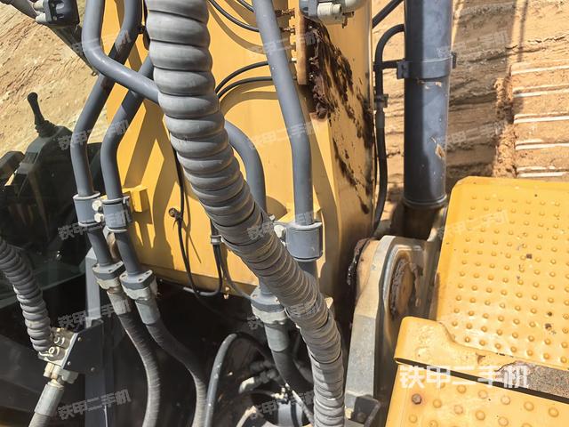 發(fā)動機(jī)整體俯視（整機(jī)外觀）