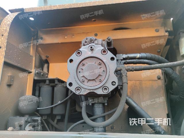 液压泵室(大件舱室) 液压泵室(大件舱室)