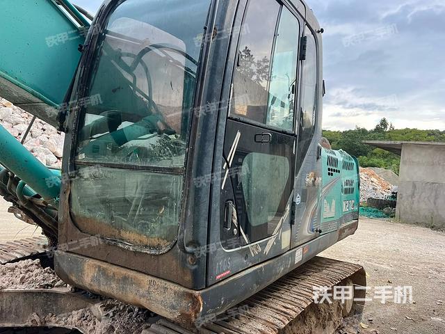 神鋼SK210LC-8挖掘機