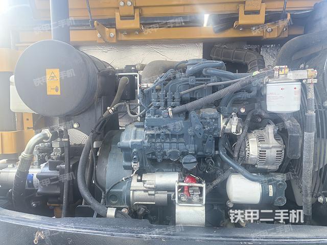 发动机整体俯视（整机外观）