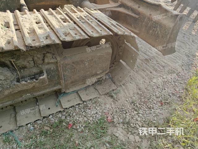 左驅(qū)動(dòng)輪（行走機(jī)構(gòu)）