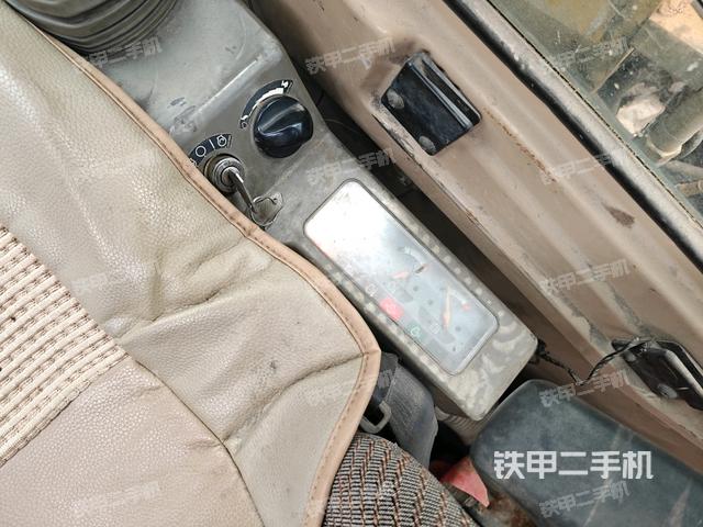 顯示屏?(駕駛室部分) 顯示屏?(駕駛室部分)