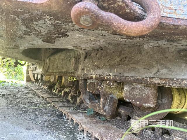 右側行走馬達蓋板（行走機構）