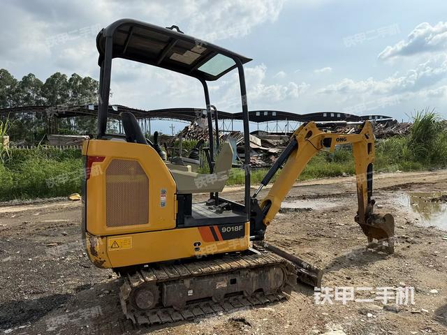 整机右后45°（整机外观）