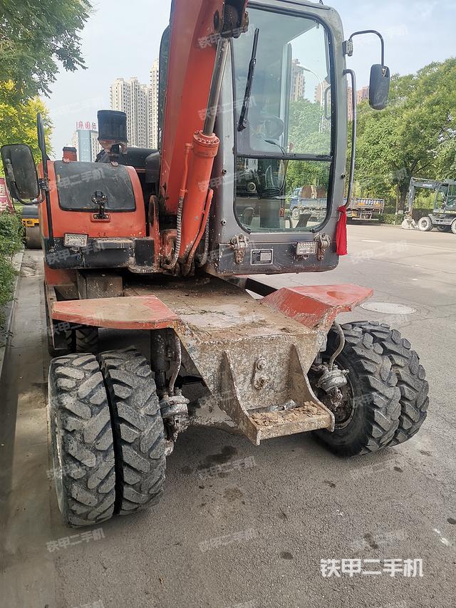 单侧履带整体（整机外观）