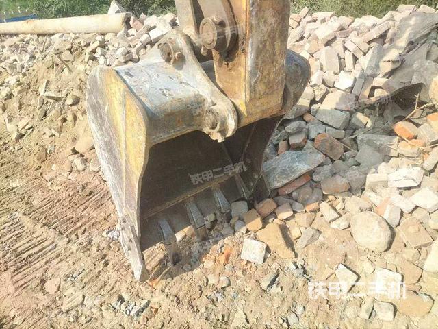 驾驶室整体（整机外观）