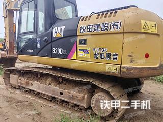 卡特彼勒320D2液压挖掘机实拍图片